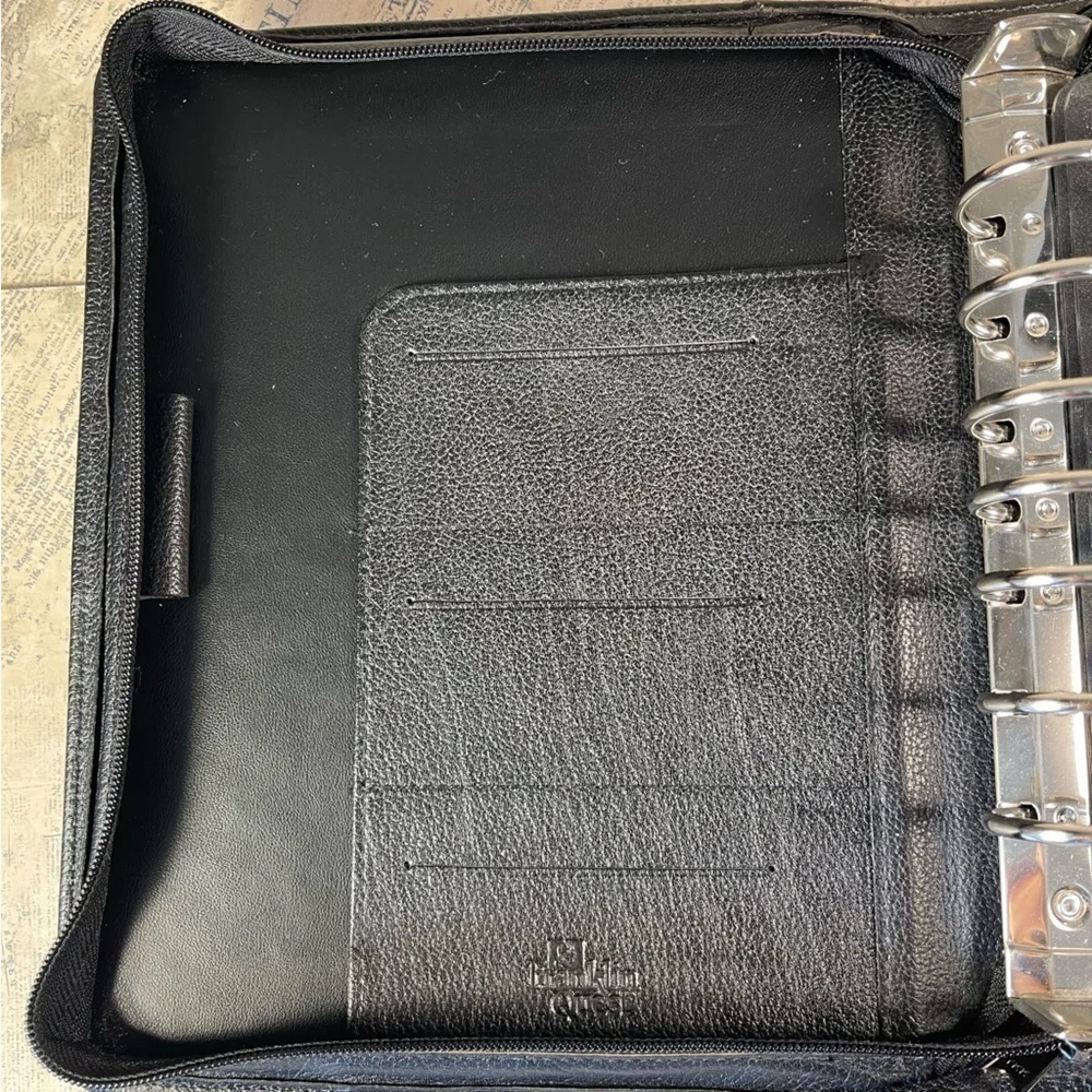 Vintage Franklin Quest Full Grain Leather Zip Planner Binder Made in USA Black